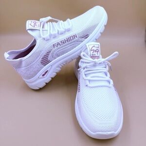 8.5 Women's White Casual
Sneakers Lightweight Breathable
Mesh Walking Shoes